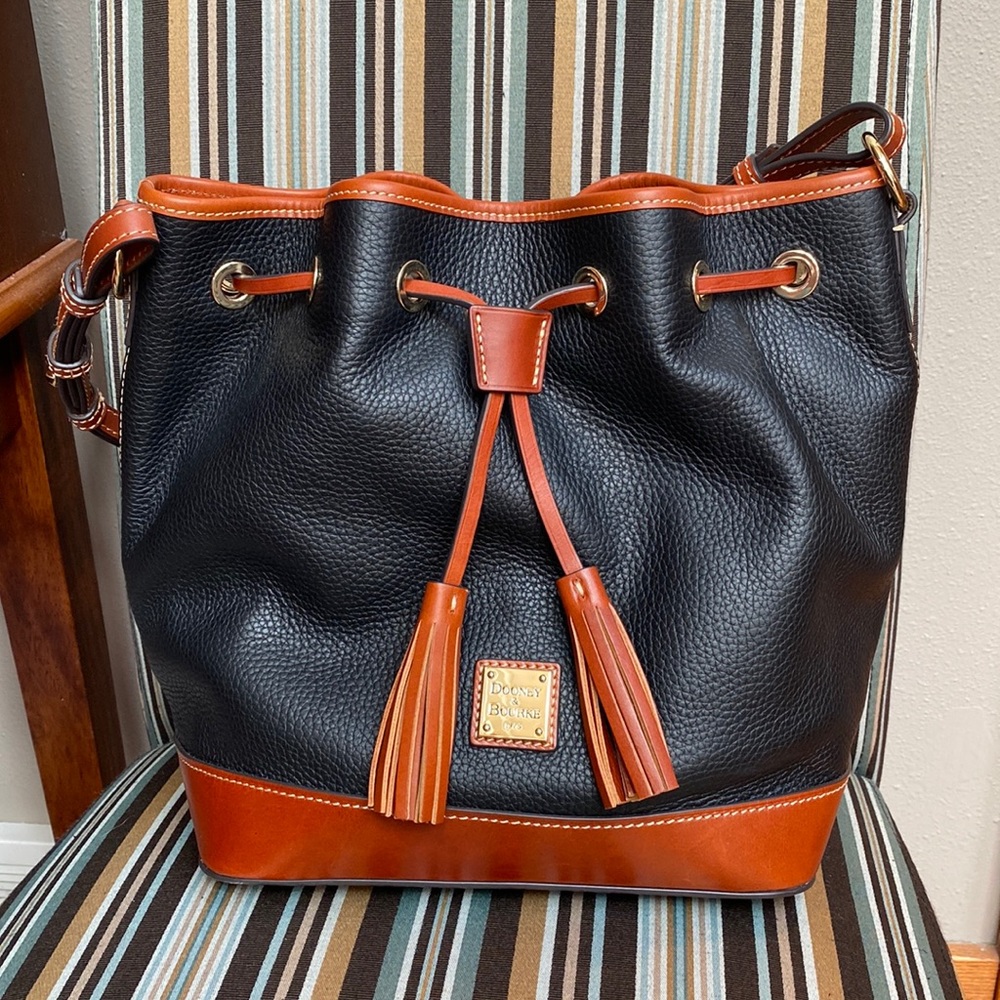 Dooney & Bourke Drawtsring Shoulder Bag